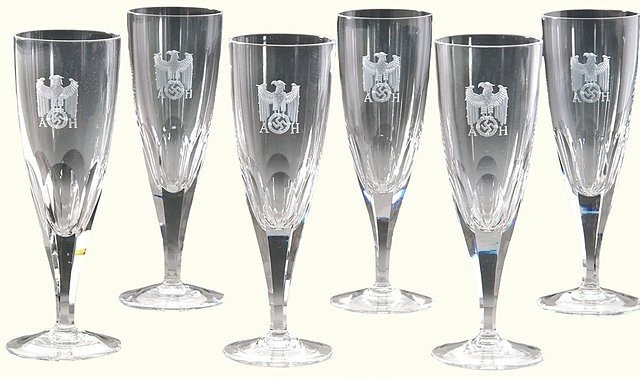 Dünyanın en günahkar telefonu rekor fiyatla satıldı! - Sayfa 14