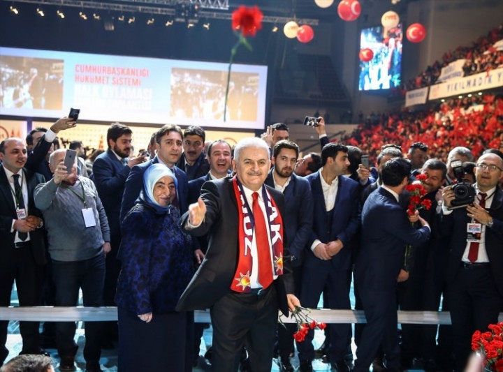 Ak Parti 'evet' için yola çıktı! Ankara Arena'da renkli görüntüler - Sayfa 32