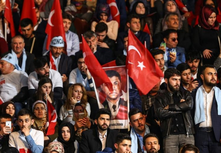 Ak Parti 'evet' için yola çıktı! Ankara Arena'da renkli görüntüler - Sayfa 8