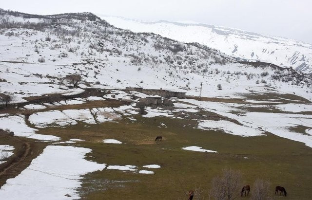 22 yıl önce boşaltılan köyde tek başına yaşıyor - Sayfa 10