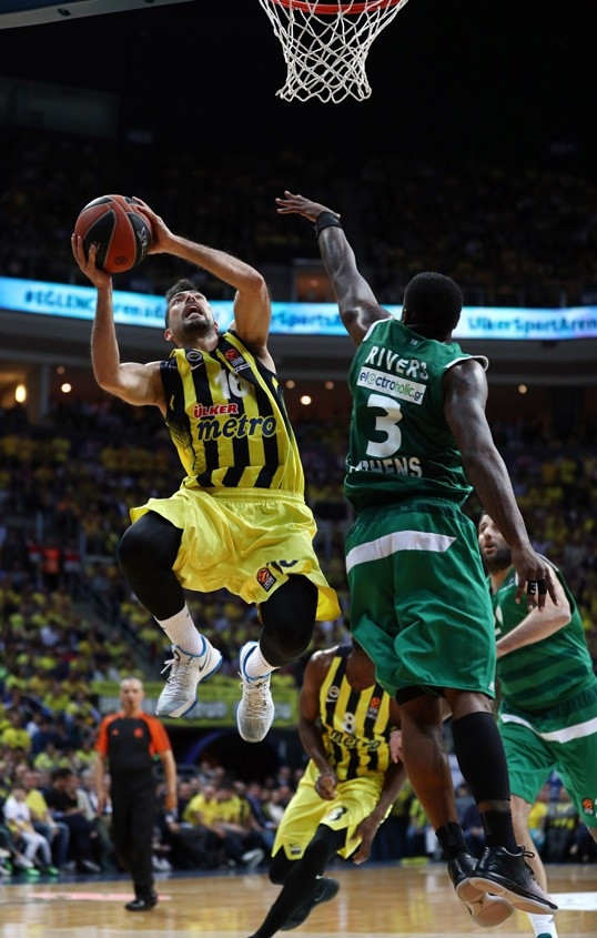Fenerbahçe Final Four'a kaldı! İşte Panathinaikos maçından görüntüler... - Sayfa 13