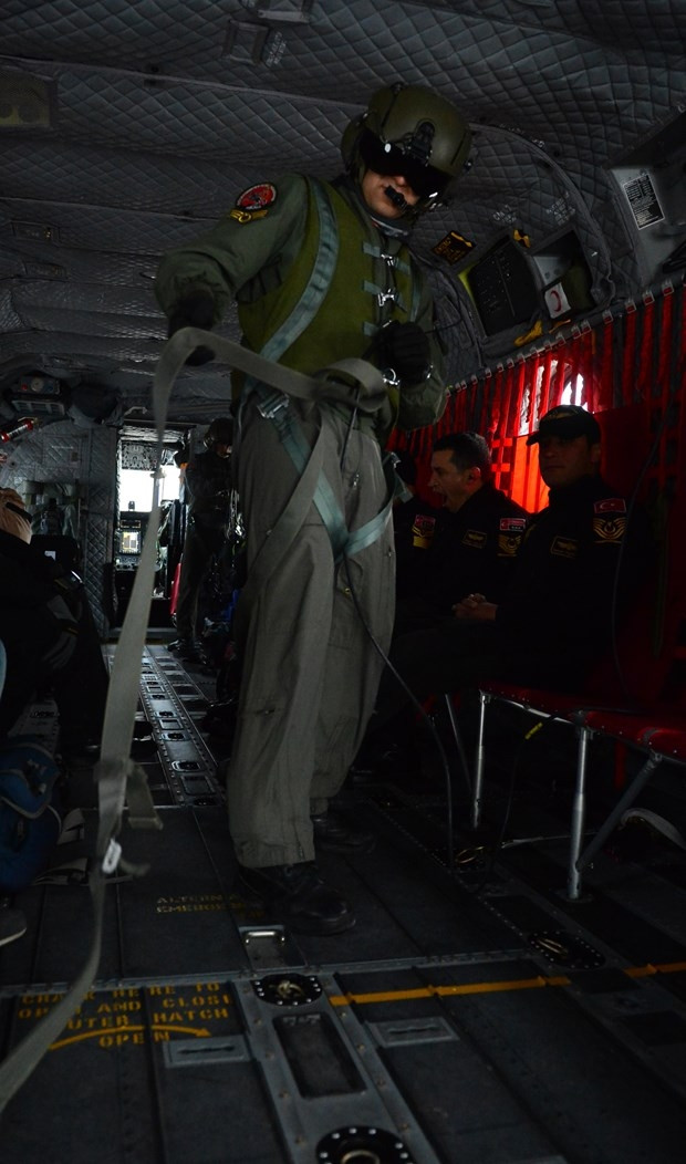 Nefes kesen tatbikat! TSK ilk kez kullandı... - Sayfa 43