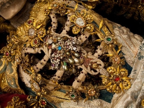 Akıl almaz iskeletler! Mezardan hazine çıktı - Sayfa 9