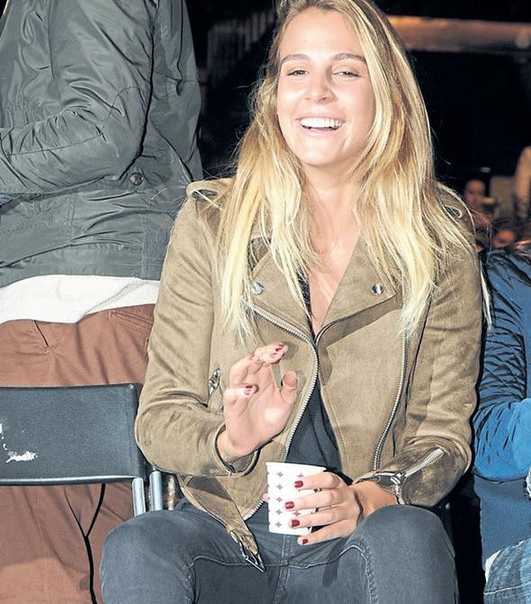 Aslışah Alkoçlar'dan silikon itirafı! - Sayfa 12