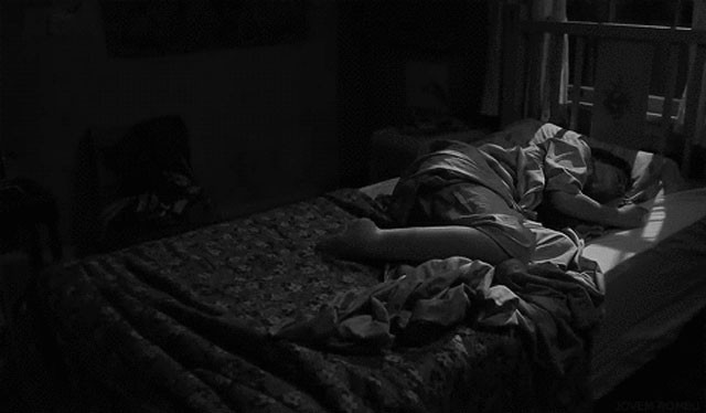 Ölen küçük çocuğun cenazesini hazırlarken... - Sayfa 5