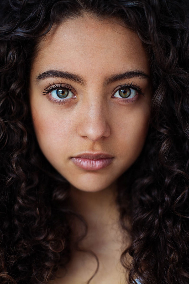 İzmir'de sokakta gezerken görüntülenen kız dünya güzellik atlasına girdi.. - Sayfa 33