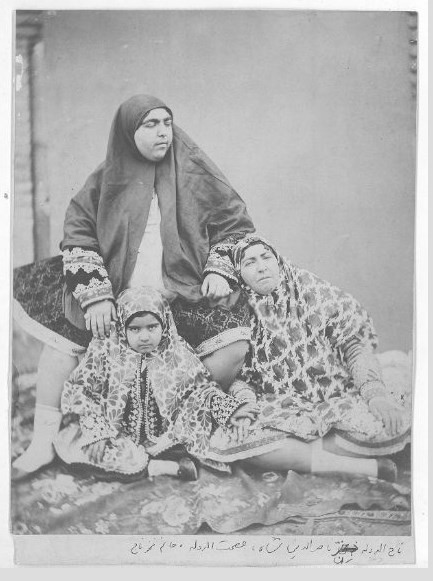 145 kişiden evlilik teklifi aldı, kendisine aşık 13 kişi intihar etti! İşte  Nasıreddin Şah'ın gözdesi... - Sayfa 20