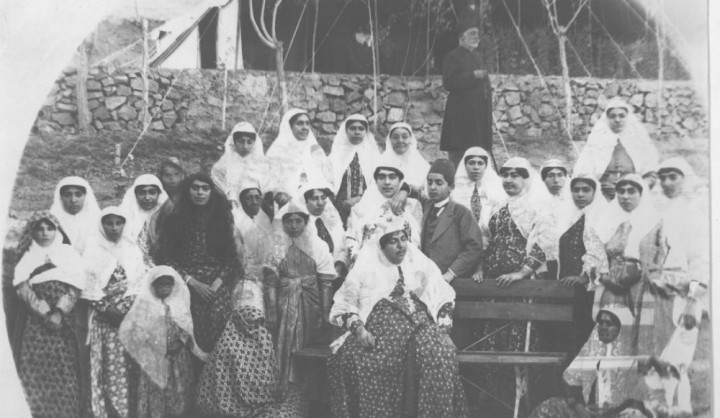 145 kişiden evlilik teklifi aldı, kendisine aşık 13 kişi intihar etti! İşte  Nasıreddin Şah'ın gözdesi... - Sayfa 19