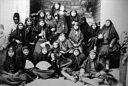 145 kişiden evlilik teklifi aldı, kendisine aşık 13 kişi intihar etti! İşte  Nasıreddin Şah'ın gözdesi... - Sayfa 5