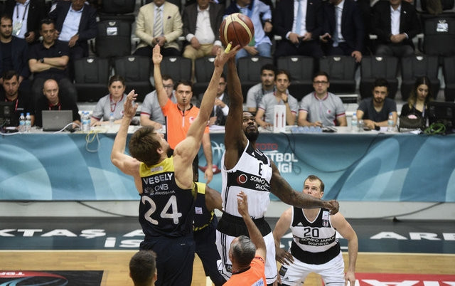 Beşiktaş'ı deviren Fenerbahçe şampiyon oldu! İşte maçtan kareler... - Sayfa 7