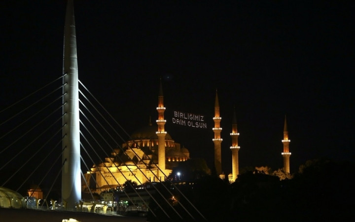 Tarihi camilere mahyalar "15 Temmuz" için asıldı! - Sayfa 9