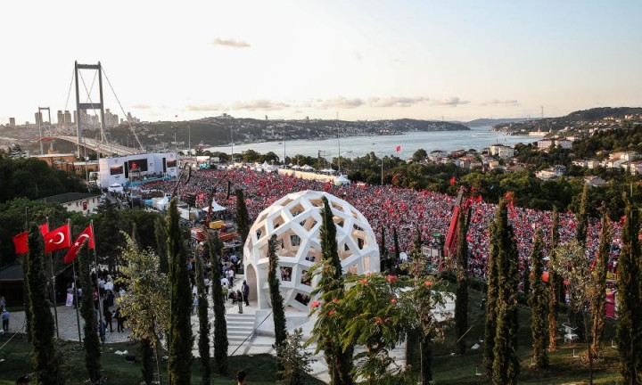 Akınlarda çocuklar gibi şendik, o gün hainlerin ordusunu yendik! - Sayfa 27