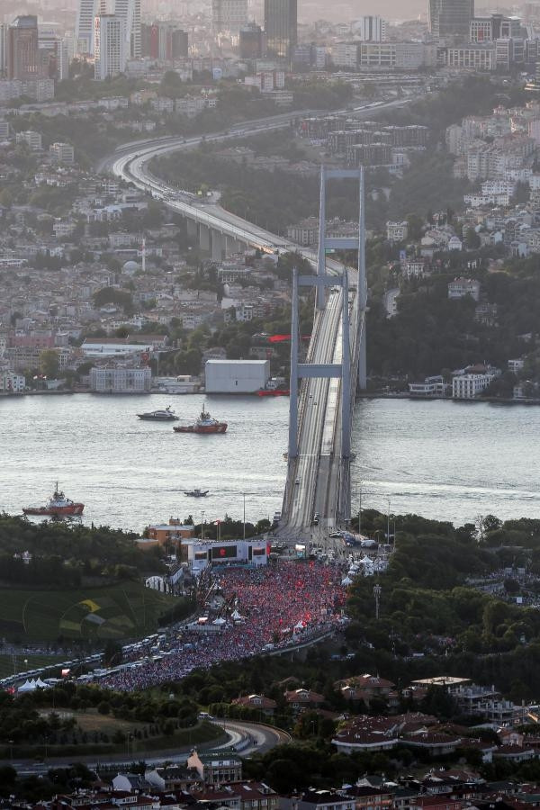 Akınlarda çocuklar gibi şendik, o gün hainlerin ordusunu yendik! - Sayfa 5