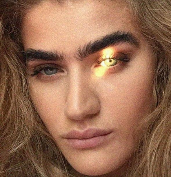 Kaşları için Frida Kahlo'yu örnek alıyormuş! - Sayfa 5