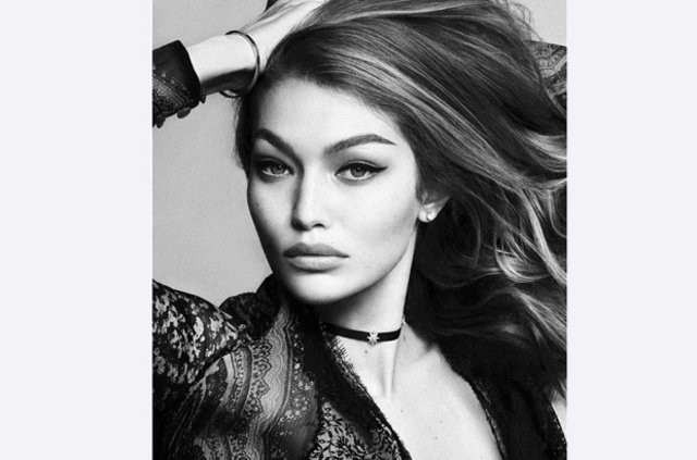 'Japonya Vogue'nin kapak kızı Gigi Hadid oldu! - Sayfa 26