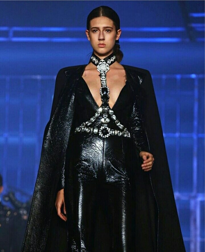 Miss Turkey 2017 birincisi Itır Esen! - Sayfa 15