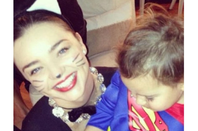 Ünlülerin en rahat hissettikleri yer olan evlerinden birbirinden keyifli paylaşımları! - Sayfa 35