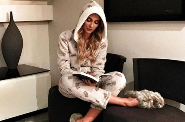 Ünlülerin en rahat hissettikleri yer olan evlerinden birbirinden keyifli paylaşımları! - Sayfa 21