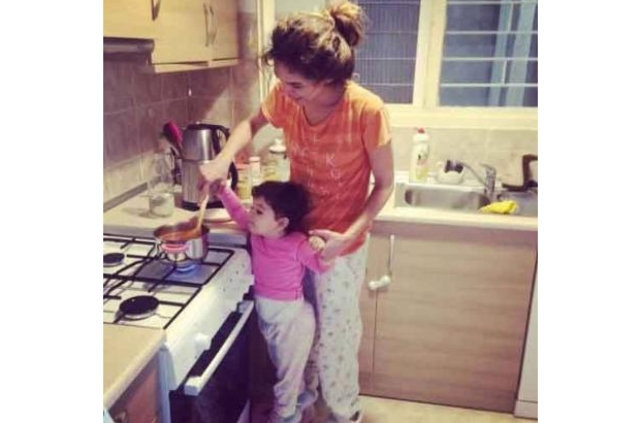 Ünlülerin en rahat hissettikleri yer olan evlerinden birbirinden keyifli paylaşımları! - Sayfa 19