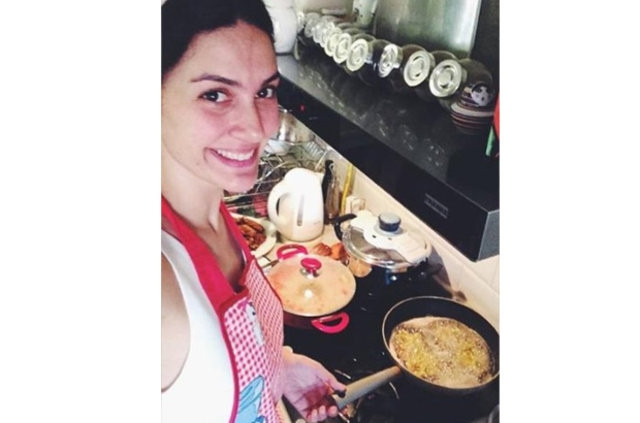 Ünlülerin en rahat hissettikleri yer olan evlerinden birbirinden keyifli paylaşımları! - Sayfa 26