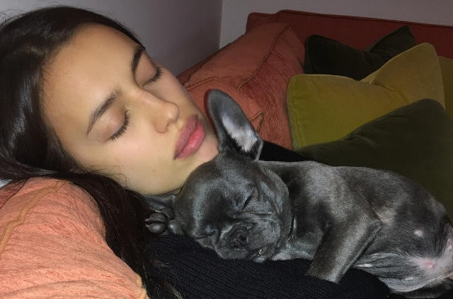 Ünlülerin en rahat hissettikleri yer olan evlerinden birbirinden keyifli paylaşımları! - Sayfa 18