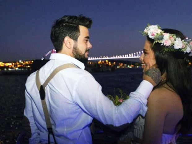 Rüzgar Erkoçlar dünyaevine giriyor! - Sayfa 28