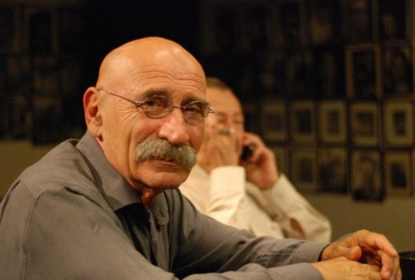 Tuncel Kurtiz, 4. ölüm yıldönümünde sevenleri tarafından sosyal medyada anılıyor! - Sayfa 27