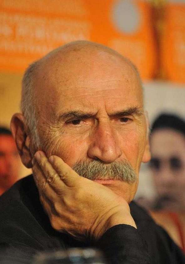 Tuncel Kurtiz, 4. ölüm yıldönümünde sevenleri tarafından sosyal medyada anılıyor! - Sayfa 15