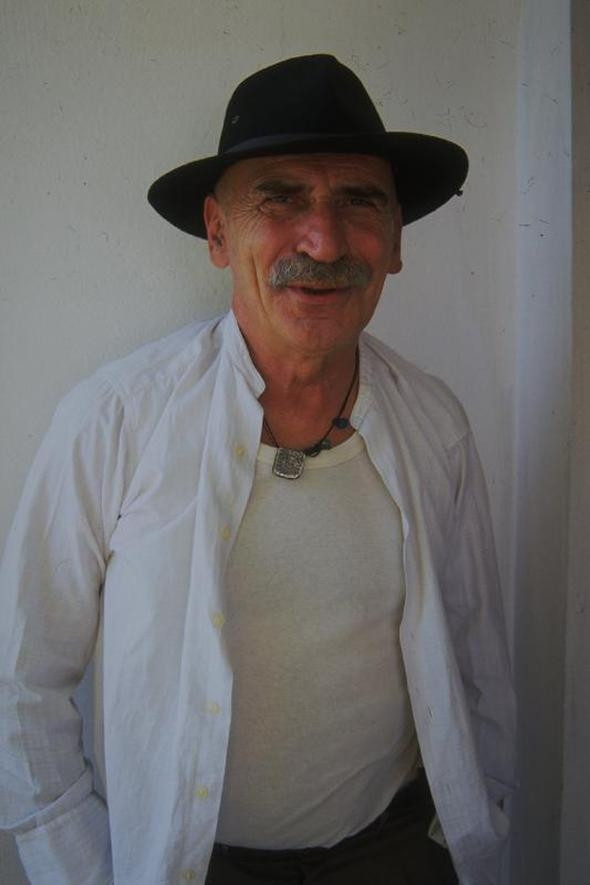 Tuncel Kurtiz, 4. ölüm yıldönümünde sevenleri tarafından sosyal medyada anılıyor! - Sayfa 7