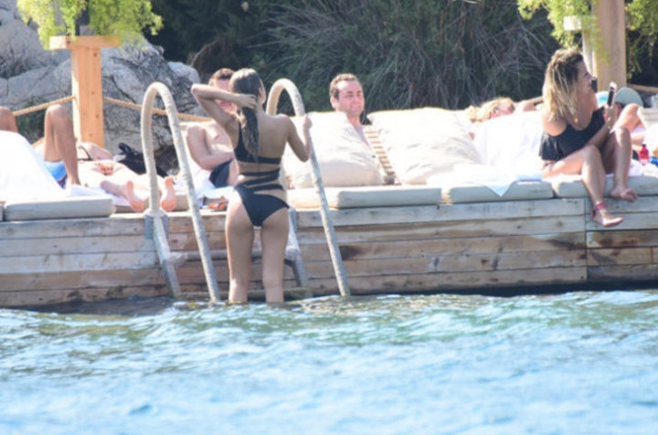 Özcan Deniz'in eski aşkı Buse Narcı göz rengini değiştirdi! - Sayfa 12