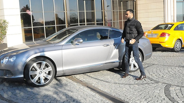 Yerli ve yabancı yıldız isimlerin lüks otomobilleri! - Sayfa 21