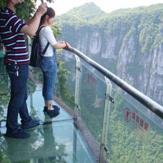 Çin'in Cennet Kapısı Dağı'nda vertigo garantili korkunç cam yol! - Sayfa 19