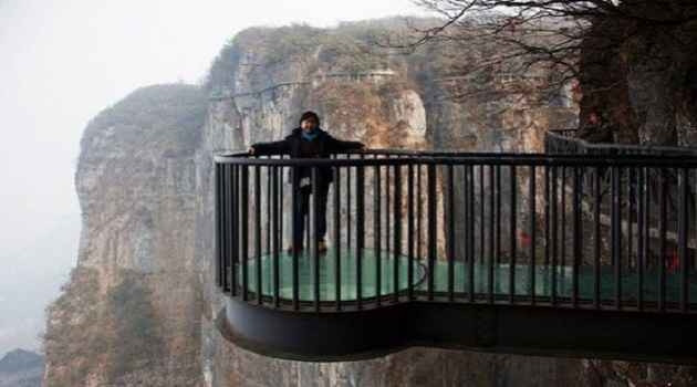 Çin'in Cennet Kapısı Dağı'nda vertigo garantili korkunç cam yol! - Sayfa 7