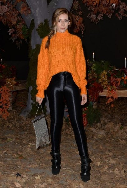 Yasemin Özilhan'ın tasarım koleksiyonuna ünlüler akın etti! - Sayfa 6