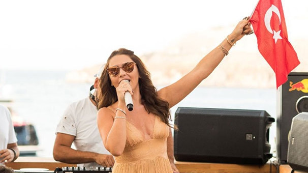 Hadise dış görünüşündeki büyük değişikliği anlattı! - Sayfa 20