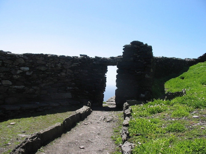Yüzyıllar öncesinden kalan sıra dışı manastır ziyaretçileri ürkütüyor! - Sayfa 20