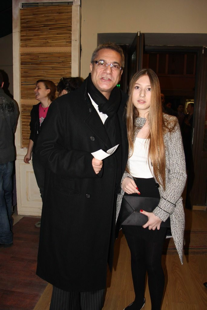 Nergis Kumbasar'dan, kızı Yasmin Erbil'in cesur pozlarına şaşırtan yaklaşım! - Sayfa 17