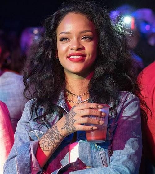 Rihanna'nın başlattığı yeni moda fırtınası! - Sayfa 10