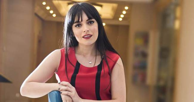 Ezgi Mola, Hollywood yıldızı Jason Statham'a seslendi! - Sayfa 6