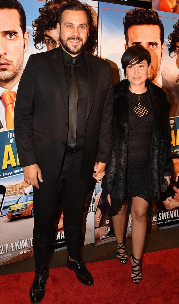 '3 Adam'ın yeni filmi 'Yol Arkadaşım'ın galasına ünlü yağmuru! - Sayfa 16