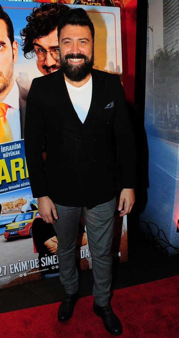 '3 Adam'ın yeni filmi 'Yol Arkadaşım'ın galasına ünlü yağmuru! - Sayfa 13