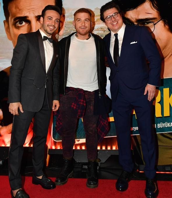 '3 Adam'ın yeni filmi 'Yol Arkadaşım'ın galasına ünlü yağmuru! - Sayfa 10