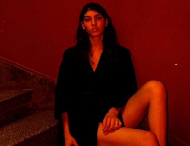 Öykü Baştaş kendini öyle birine benzetti ki! - Sayfa 24