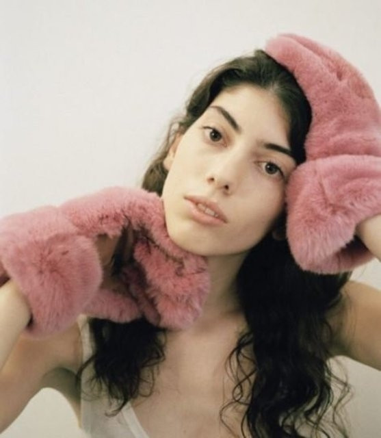 Öykü Baştaş kendini öyle birine benzetti ki! - Sayfa 25