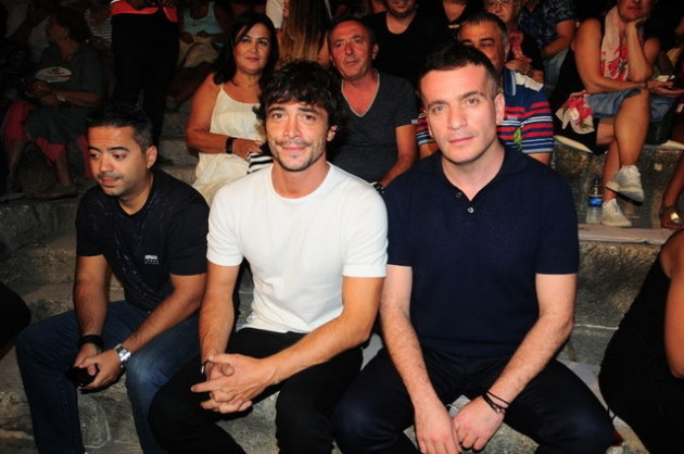 Sıla yorgun düşüp uyuyakaldı, sosyal medya çalkalandı! - Sayfa 47