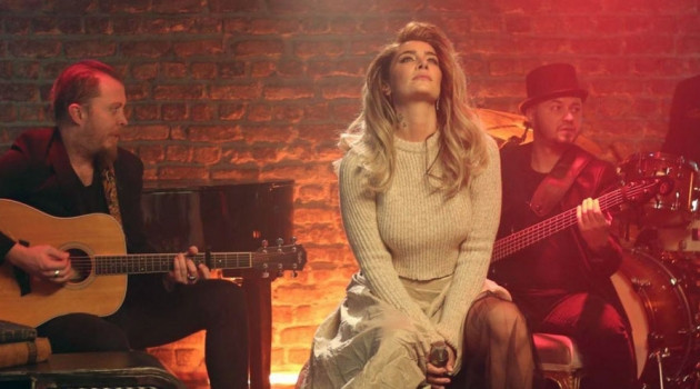 Sıla yorgun düşüp uyuyakaldı, sosyal medya çalkalandı! - Sayfa 27