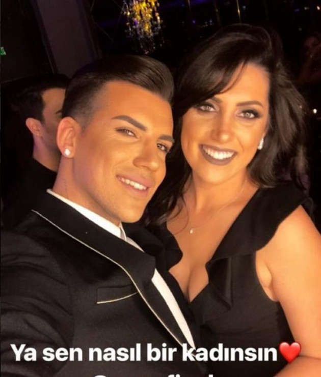 Kerimcan Durmaz'a sürpriz doğum günü partisi! - Sayfa 11