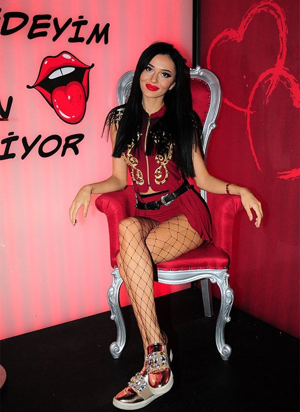 Cansu Taşkın'dan takipçisine cüretkar cevap! - Sayfa 15