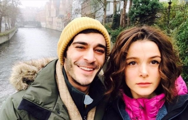 Büşra Develi oyunculukta yaşadığı iniş ve çıkışları Miss Vogue Türkiye'ye anlattı! - Sayfa 30