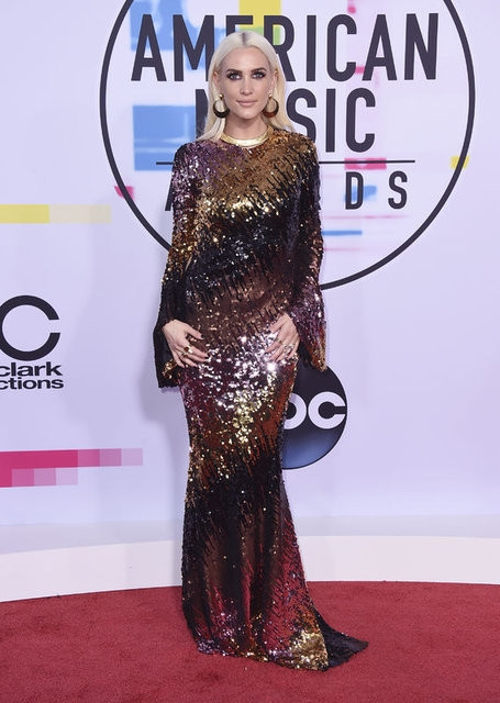 '2017 Amerikan Müzik Ödülleri' muhteşem bir törenle sahiplerini buldu! - Sayfa 15